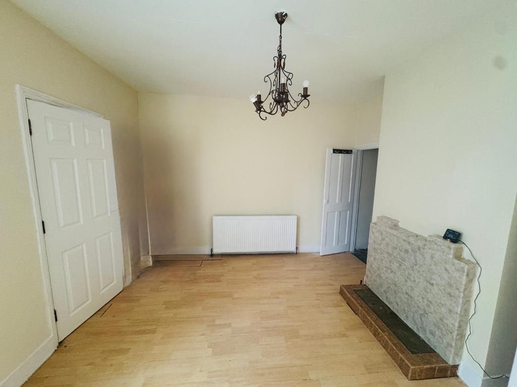 Property photo 2 of 9 Photo 2