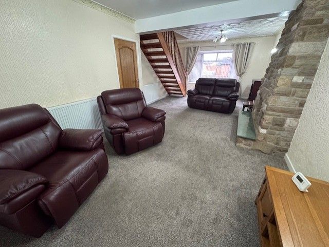 Property photo 3 of 26