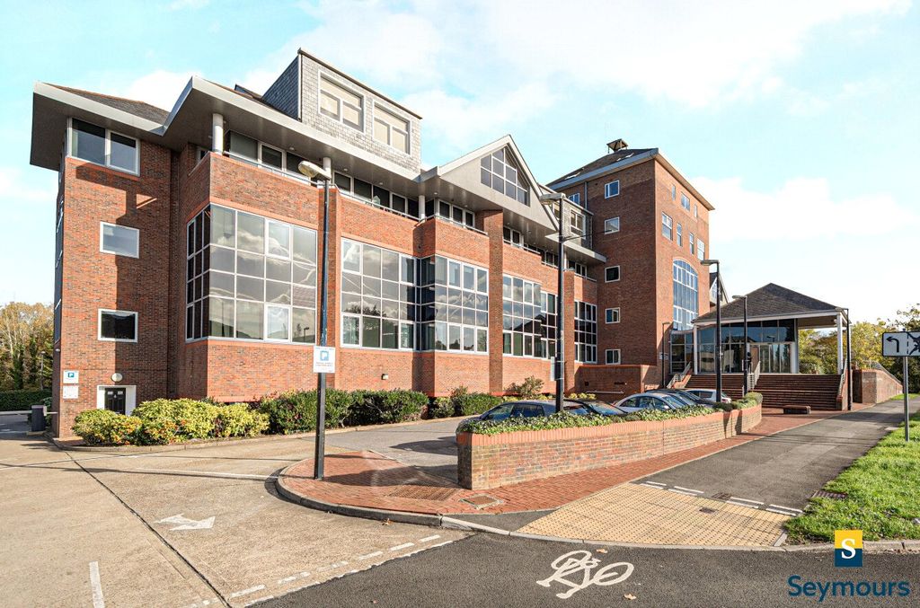 Property photo 1 of 12 Front Aspect