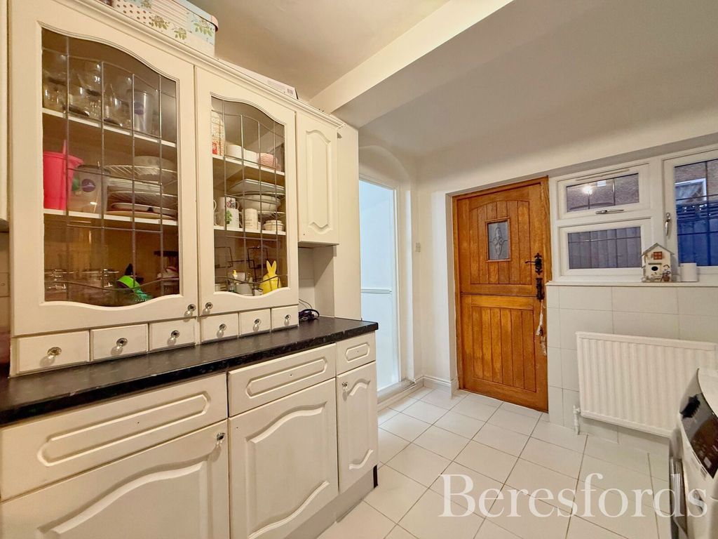 Property photo 3 of 14 Picture No. 10