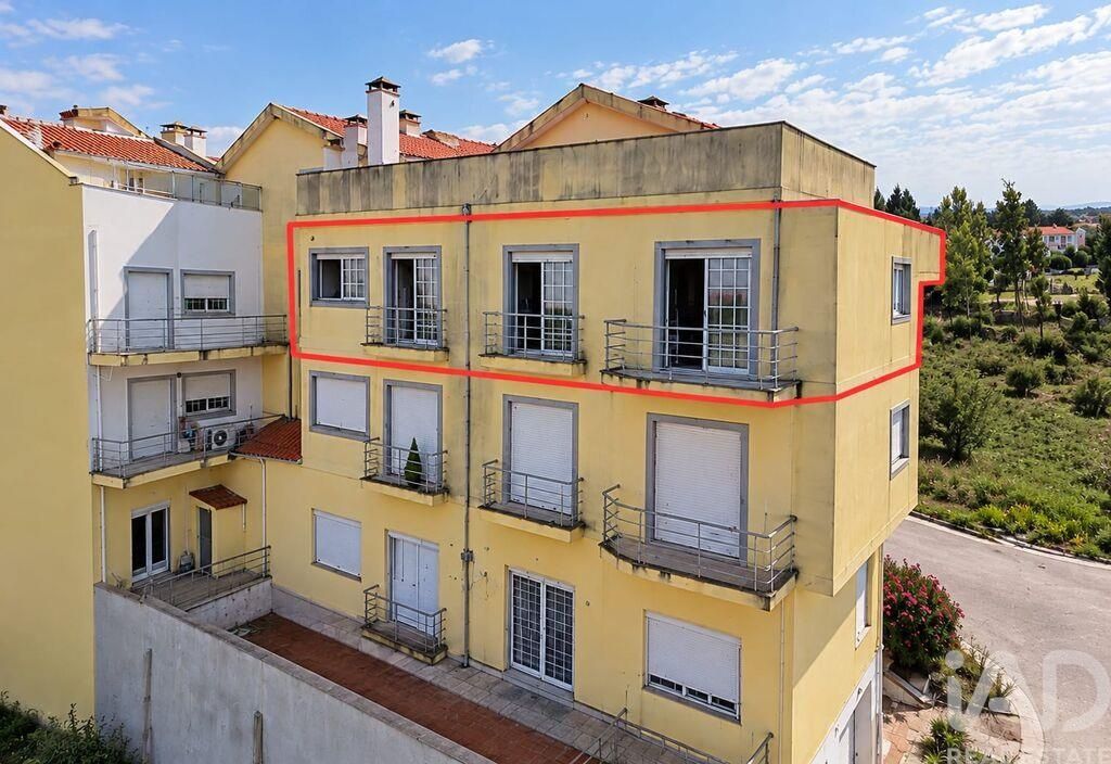 Property photo 1 of 27