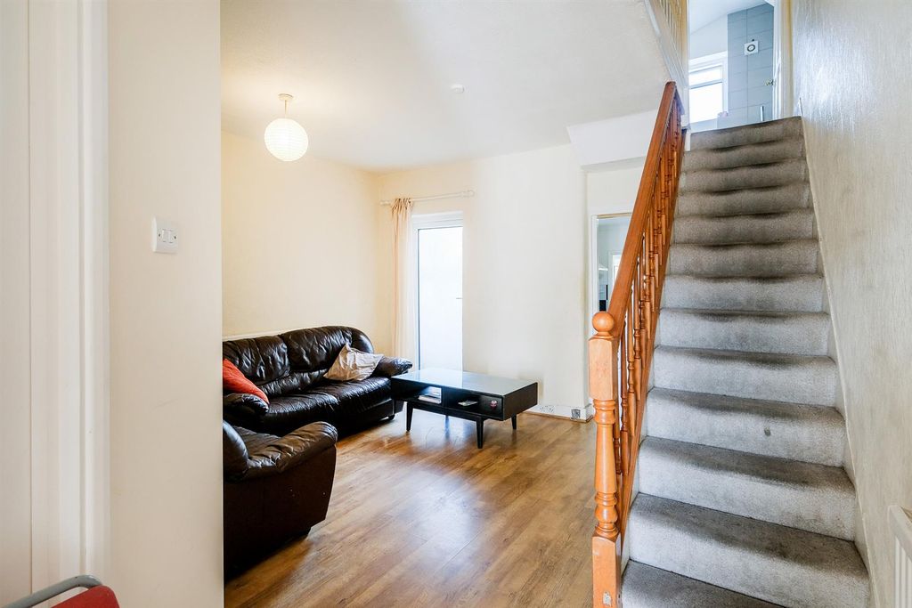 Property photo 2 of 18 112 Holbrook Road-1_Web.Jpg