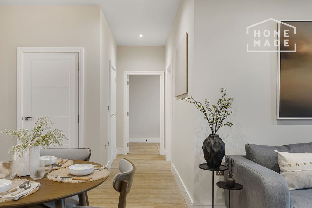 Property photo 2 of 26