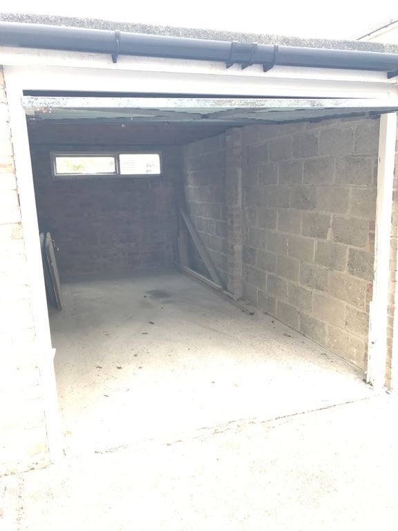 Property photo 3 of 3