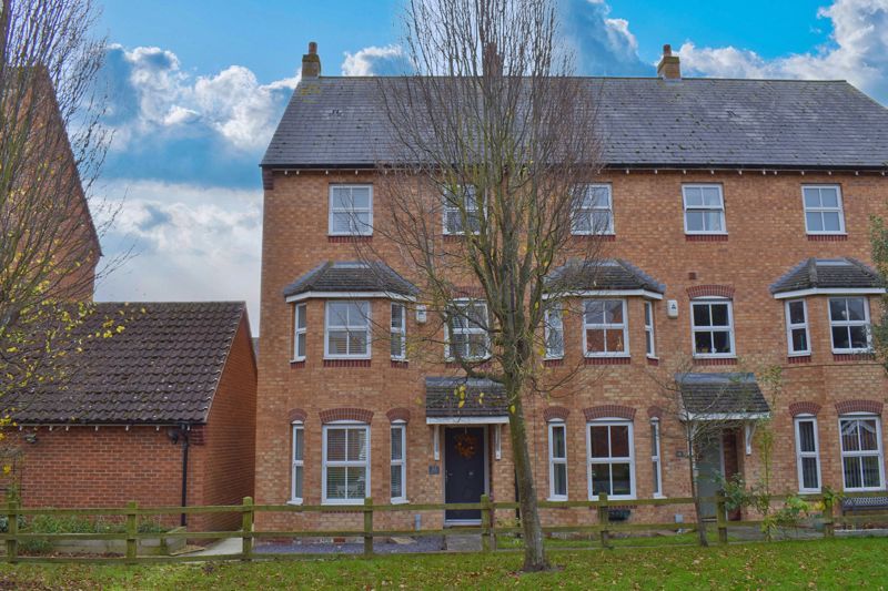 Property photo 1 of 17 Photo 17