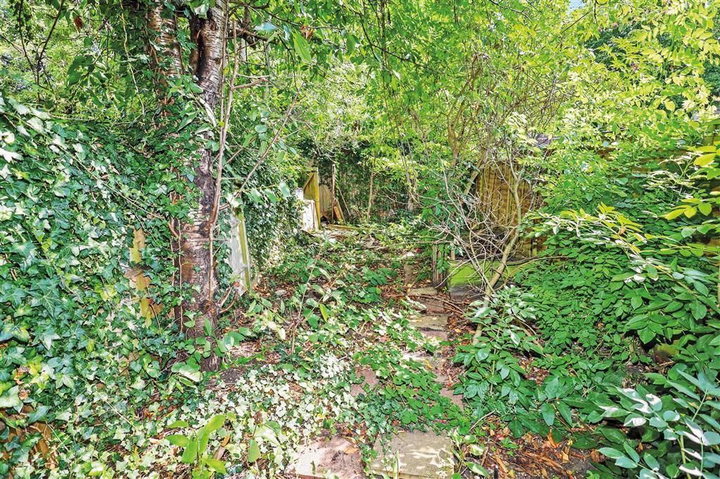 Property photo 3 of 5