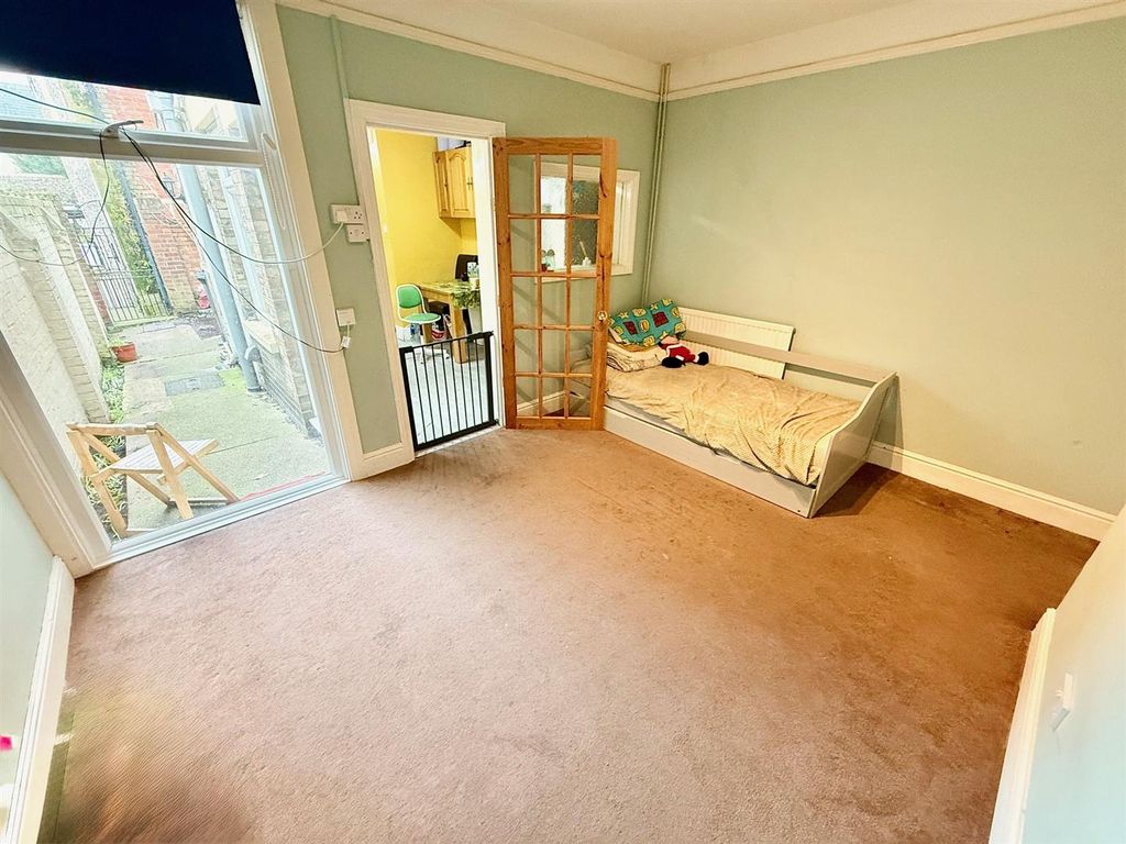 Property photo 3 of 12 Living Room