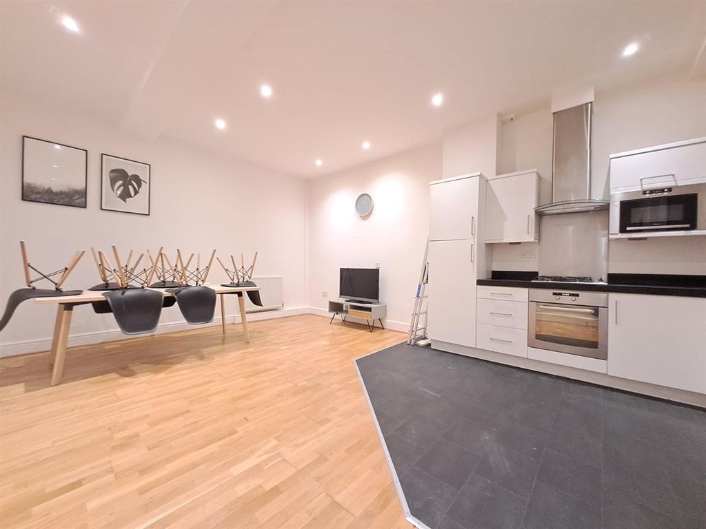 Property photo 3 of 12 Img-20240528-Wa0008.Jpg