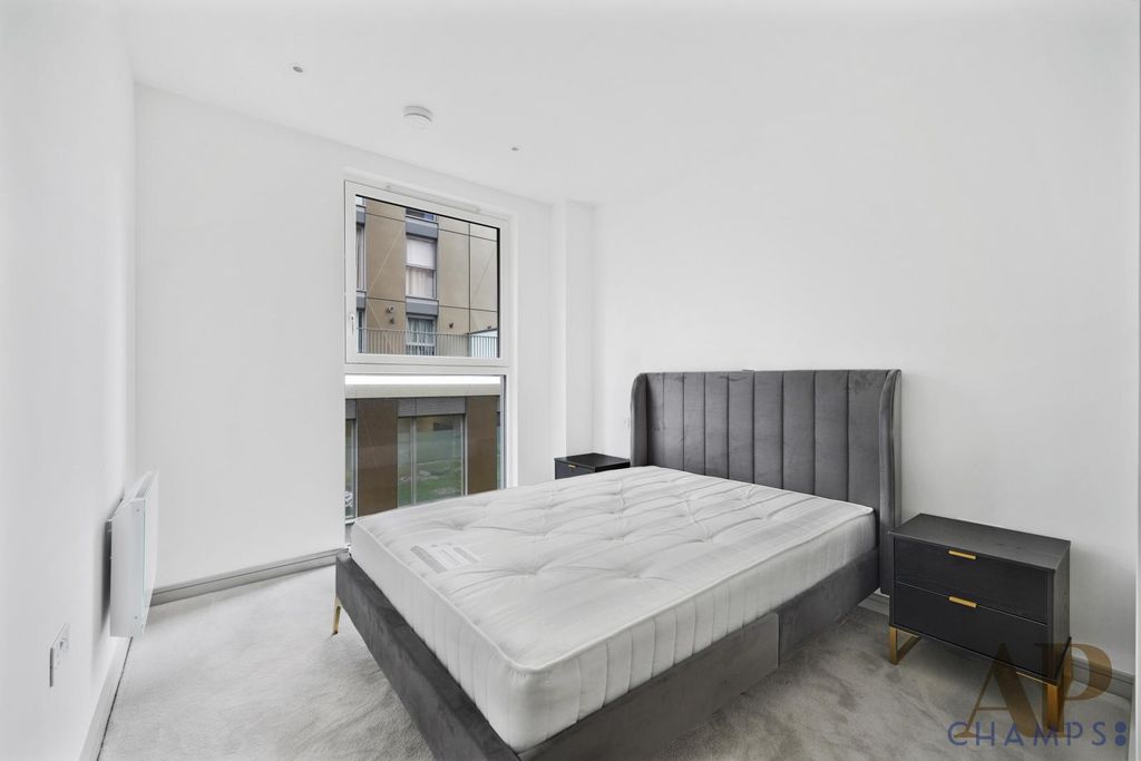 Property photo 2 of 4 Gallery