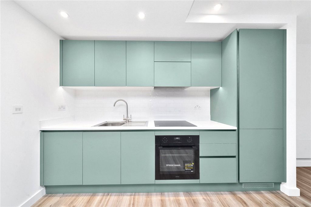 Property photo 3 of 6 Picture No. 04