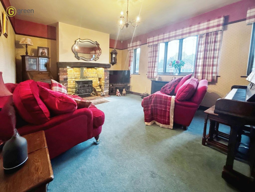 Property photo 2 of 34