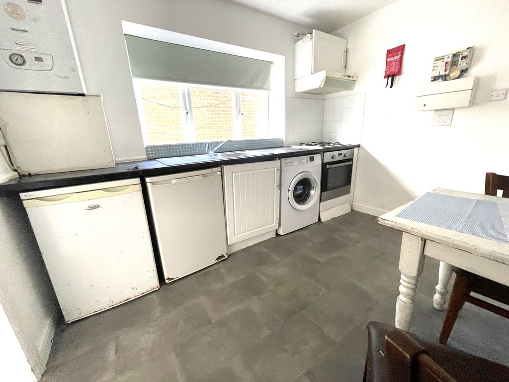 Property photo 2 of 4 Image