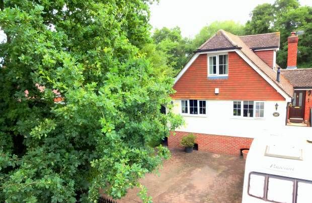 Property photo 1 of 11