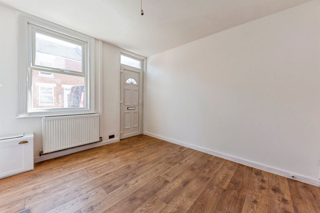 Property photo 3 of 30