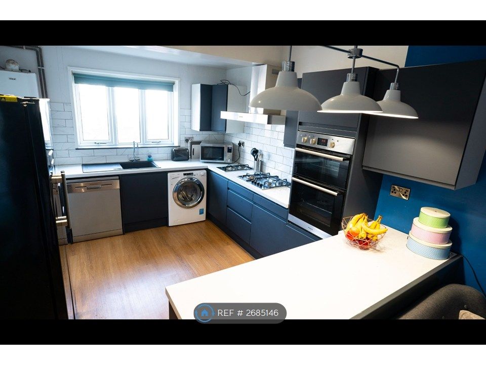 Property photo 1 of 30