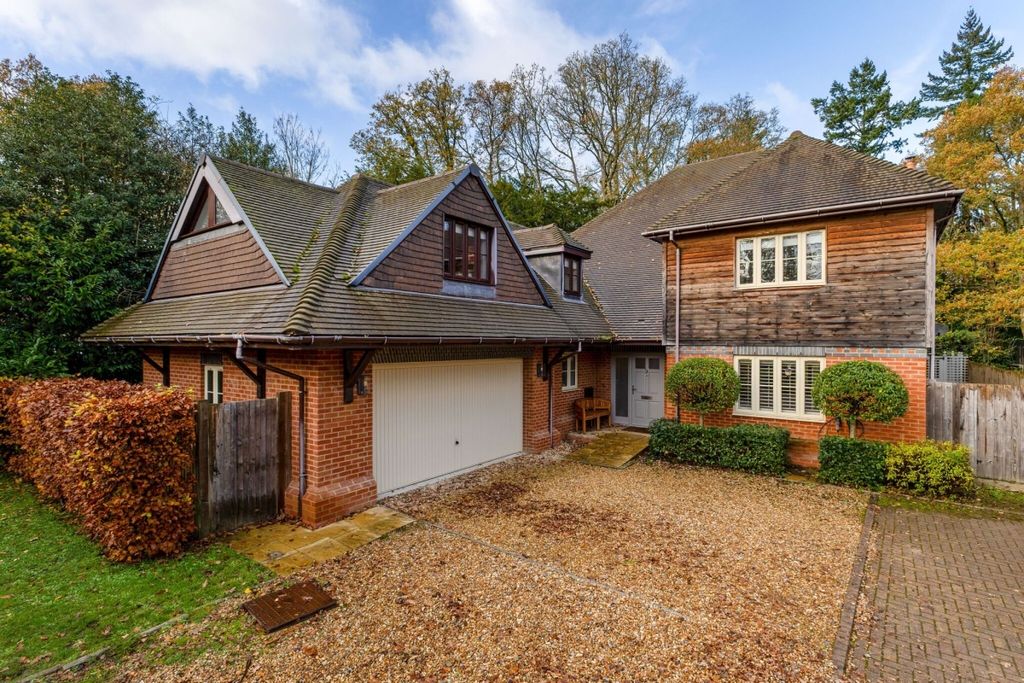 Property photo 1 of 22 100651_6-Stembrid...