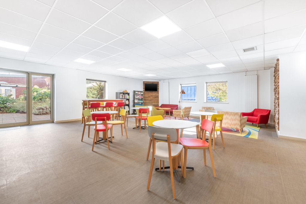 Property photo 1 of 5 Property Image 1