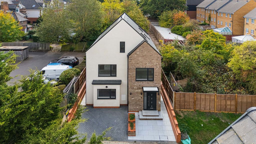 Property photo 1 of 30