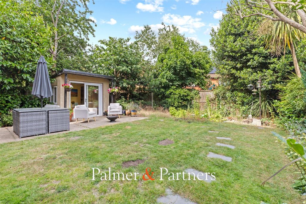 Property photo 3 of 32 Picture No. 29