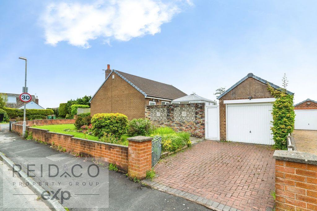Property photo 2 of 12
