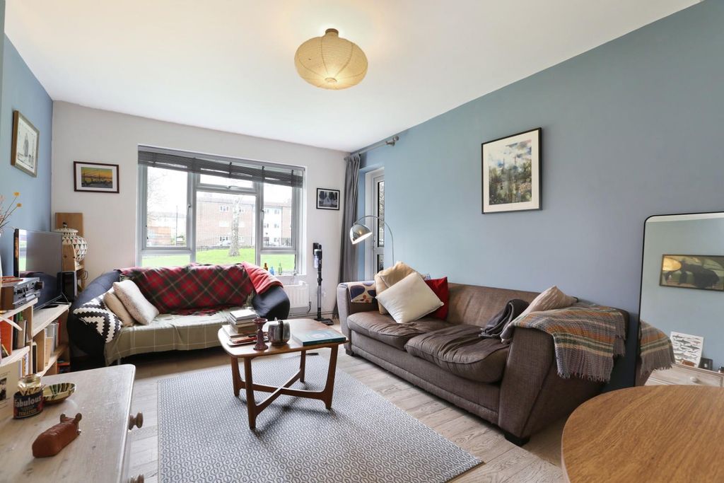 Property photo 2 of 11 Ach_7443.Jpg