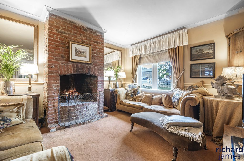 Property photo 2 of 24 31B79d9A-7360-4c7...