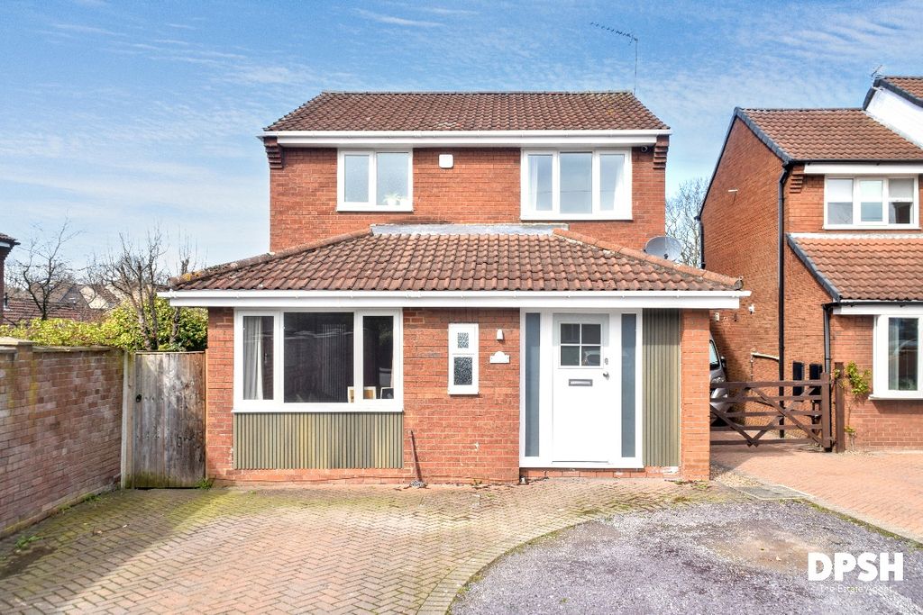 Property photo 1 of 26
