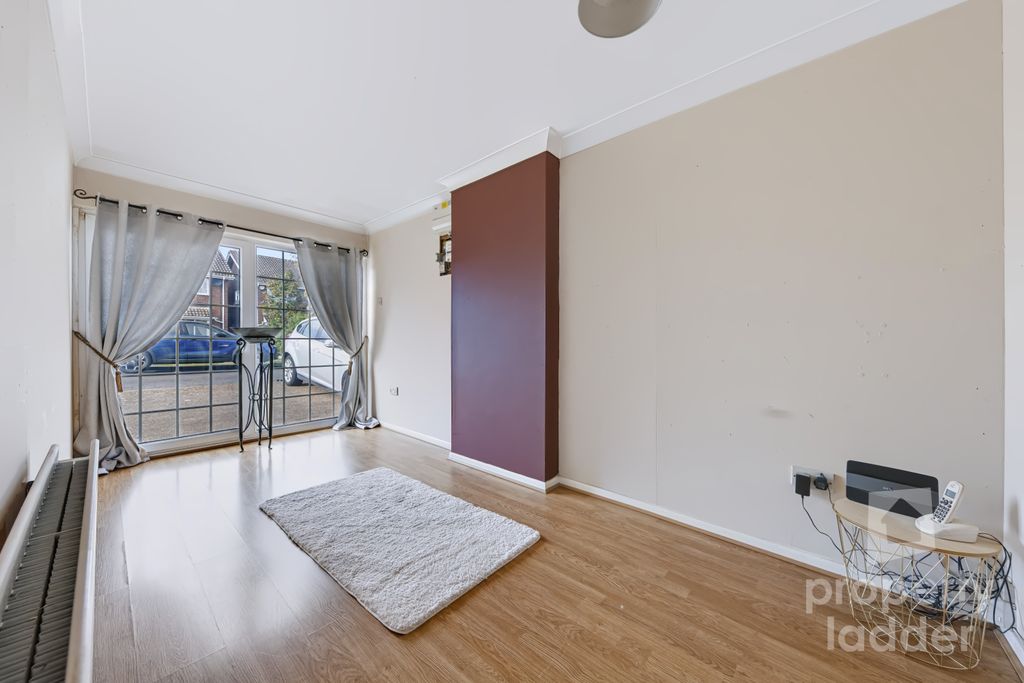 Property photo 3 of 16 Pl-11