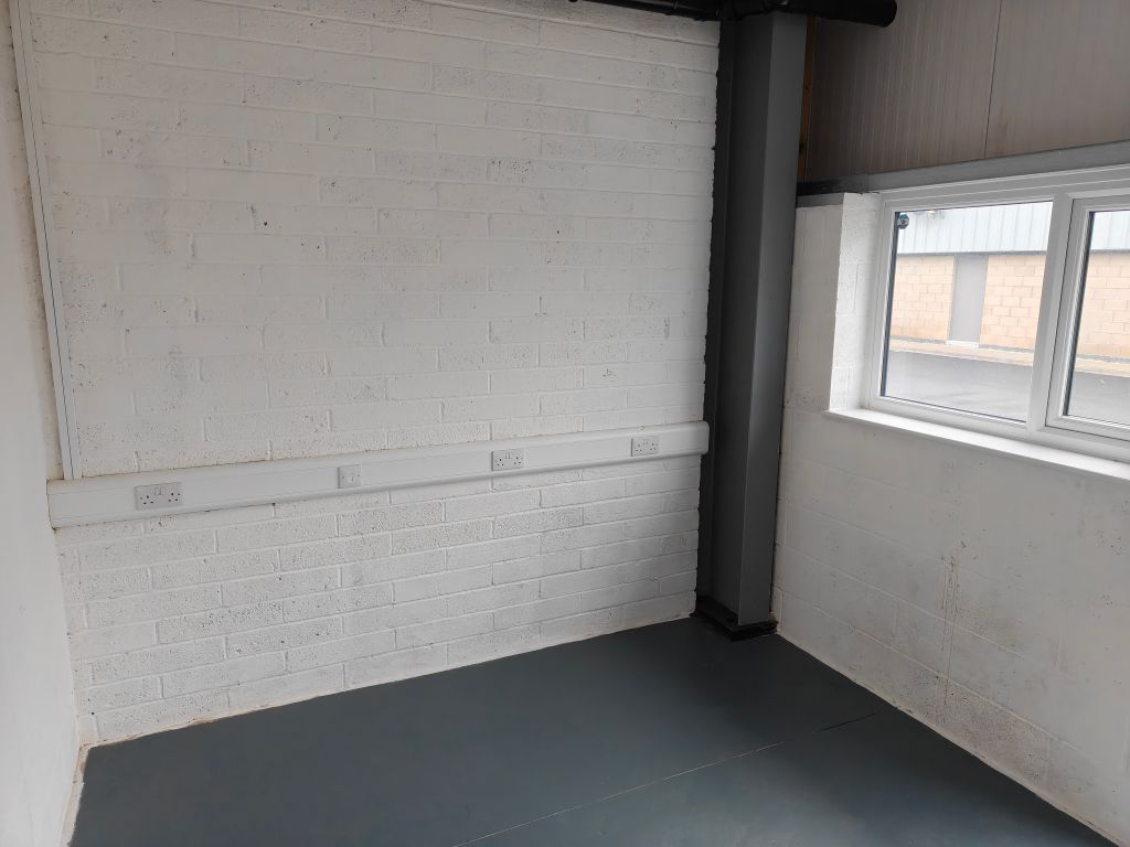 Property photo 3 of 5