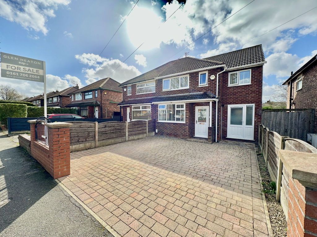 Property photo 1 of 28