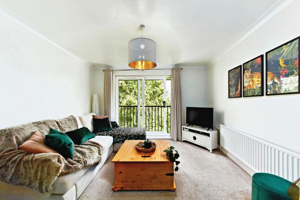 Property photo 1 of 14 Pbox-Img.Jpg