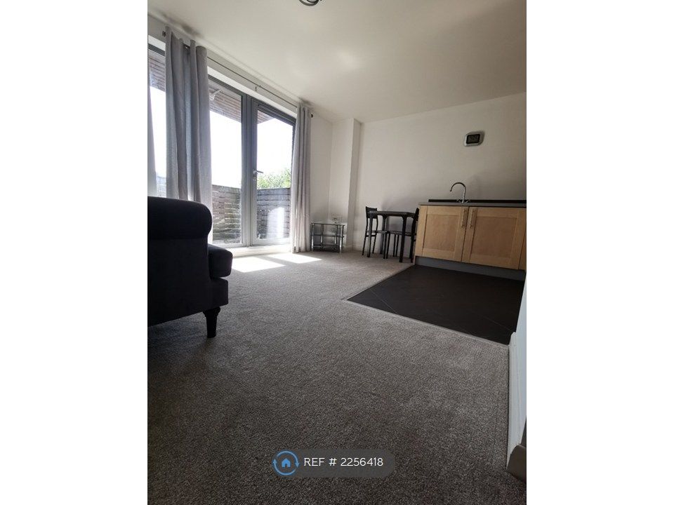 Property photo 3 of 11