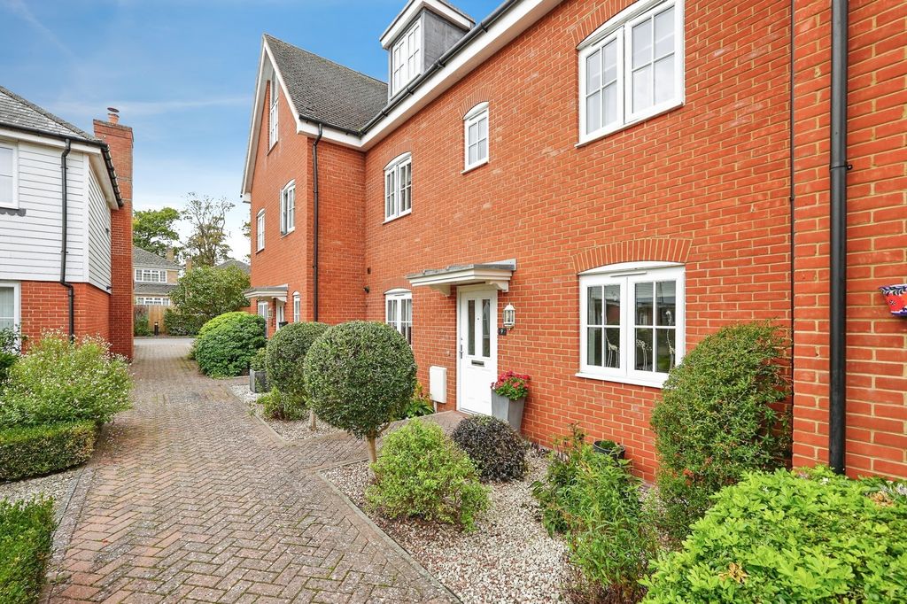 Property photo 2 of 22 Pbox-Img.Jpg