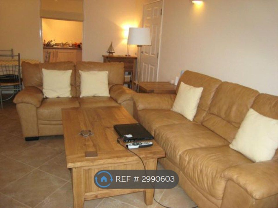 Property photo 2 of 5