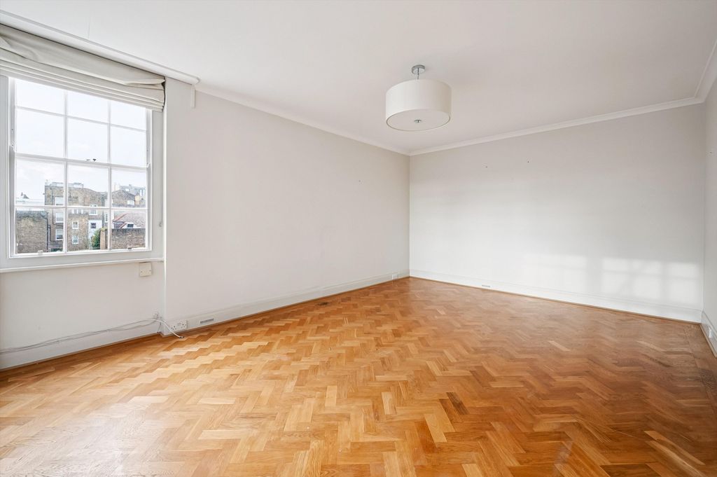 Property photo 3 of 14 Image