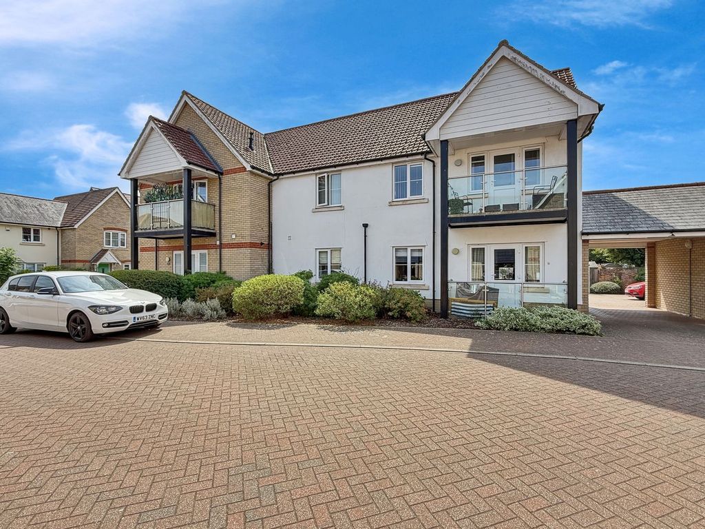 Property photo 1 of 12