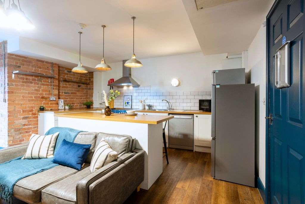 Property photo 1 of 22 Photo 0