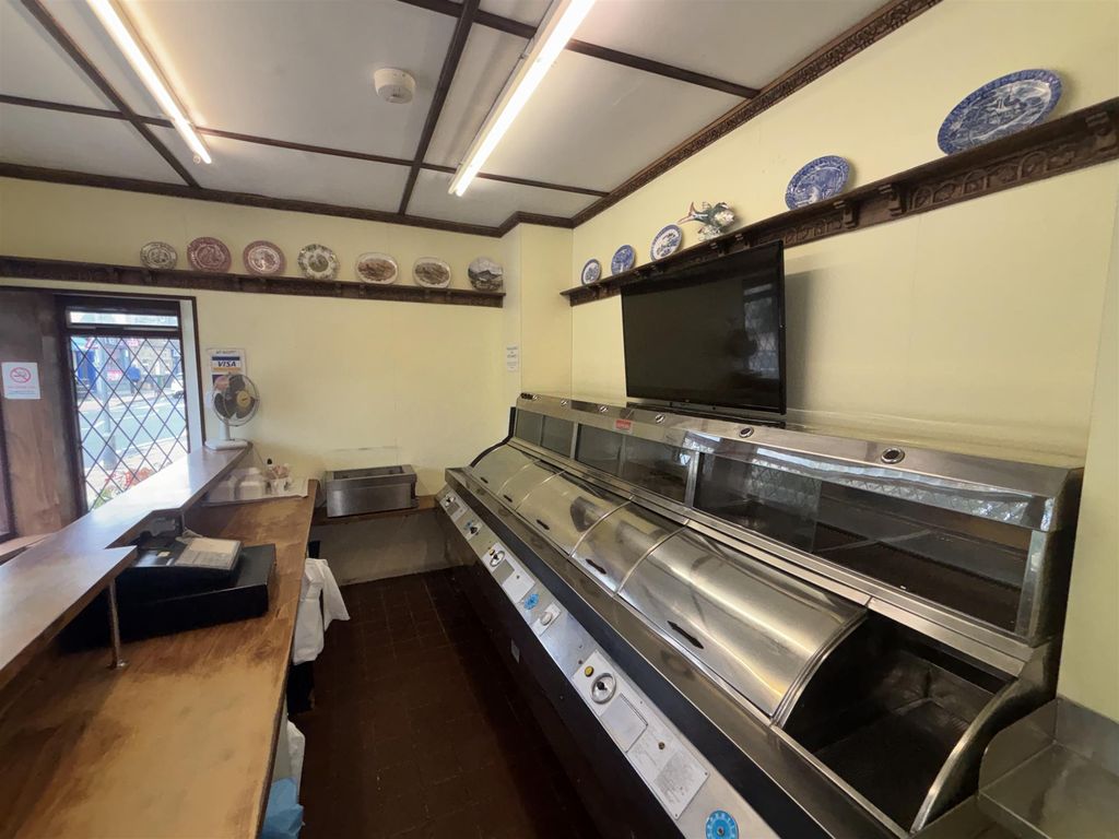 Property photo 3 of 8 Photo 2