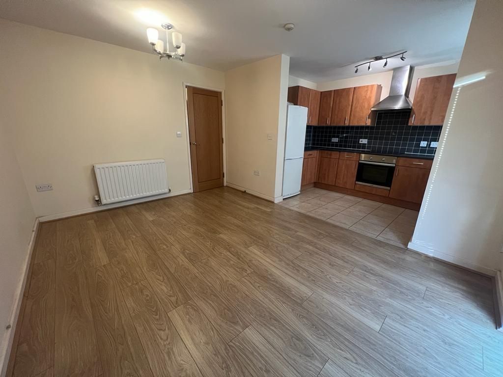 Property photo 2 of 9 Lounge Kitchen