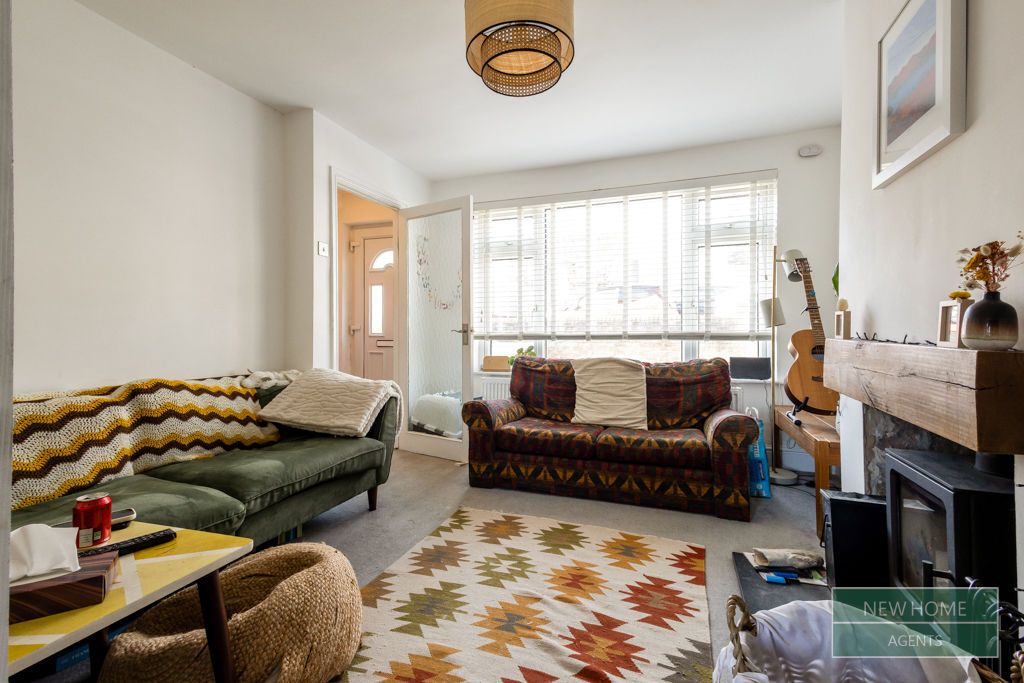 Property photo 3 of 17 Photo 2