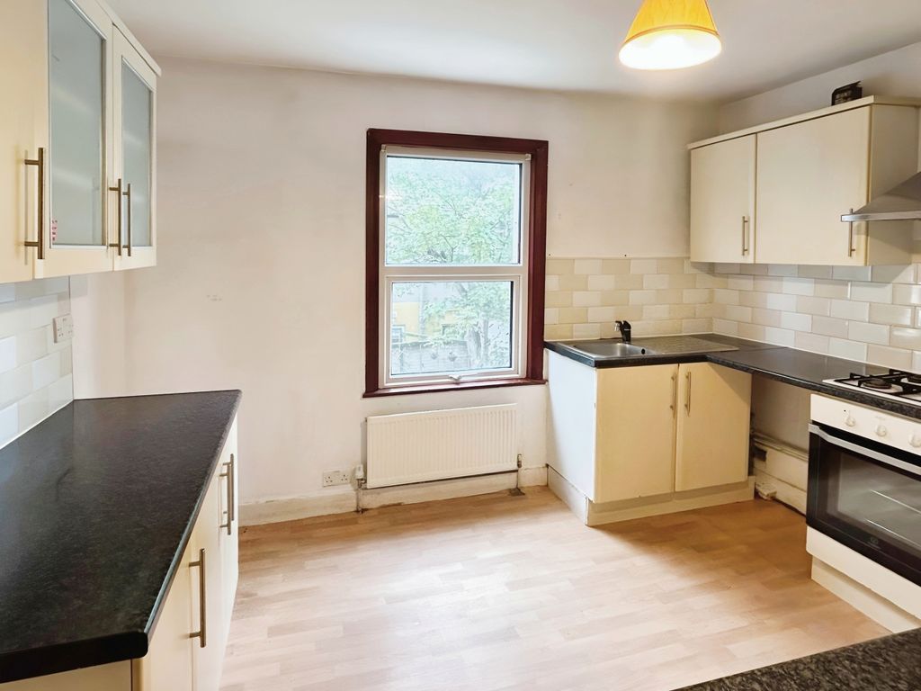 Property photo 3 of 9 E8A7597d-Whatsapp 20Image 202024-05-14 20At 2014.49.00 20 281 29.Jpeg