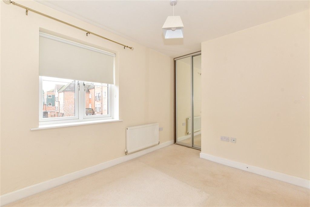 Property photo 1 of 10 Bedroom 1