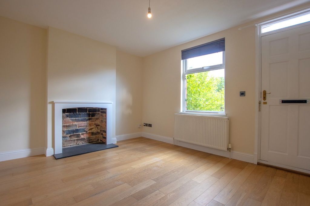 Property photo 3 of 22 4110917