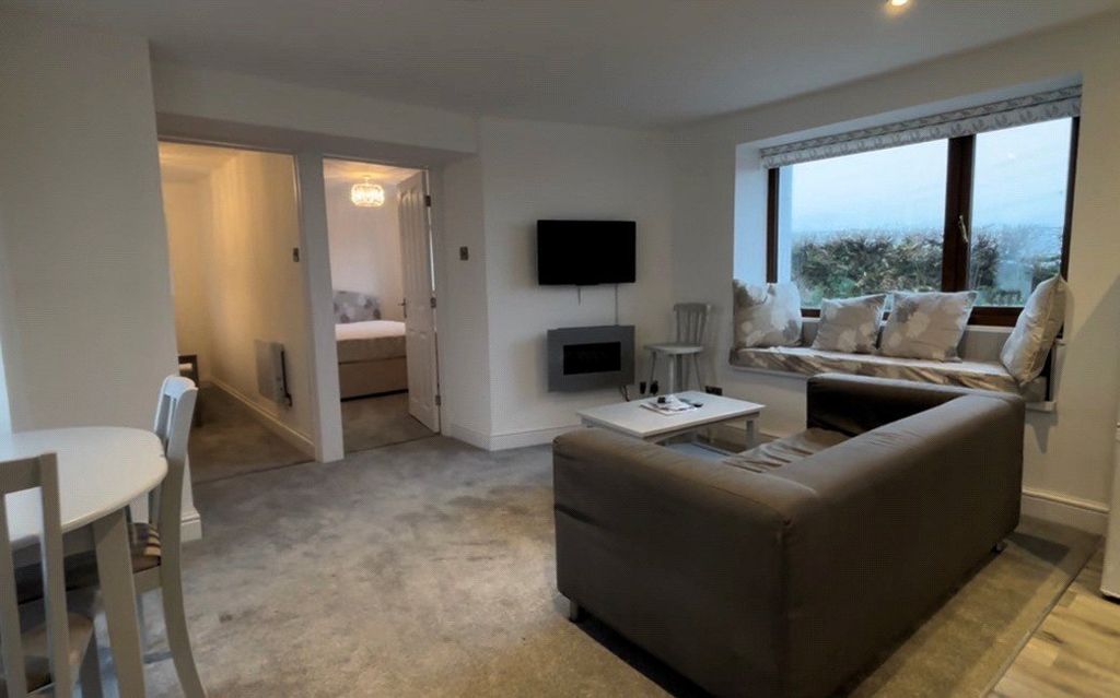 Property photo 2 of 6 Picture No. 17