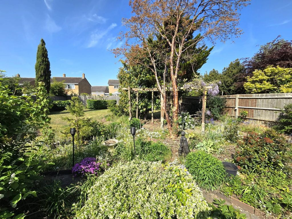 Property photo 2 of 30