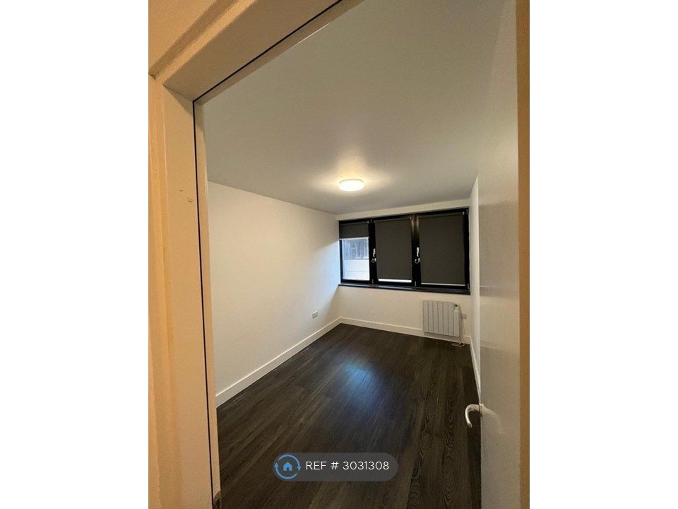 Property photo 3 of 4