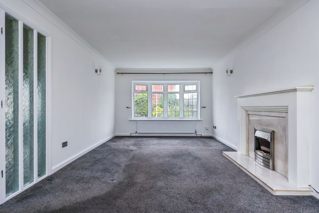 Property photo 2 of 19 Pbox-Img.Jpg