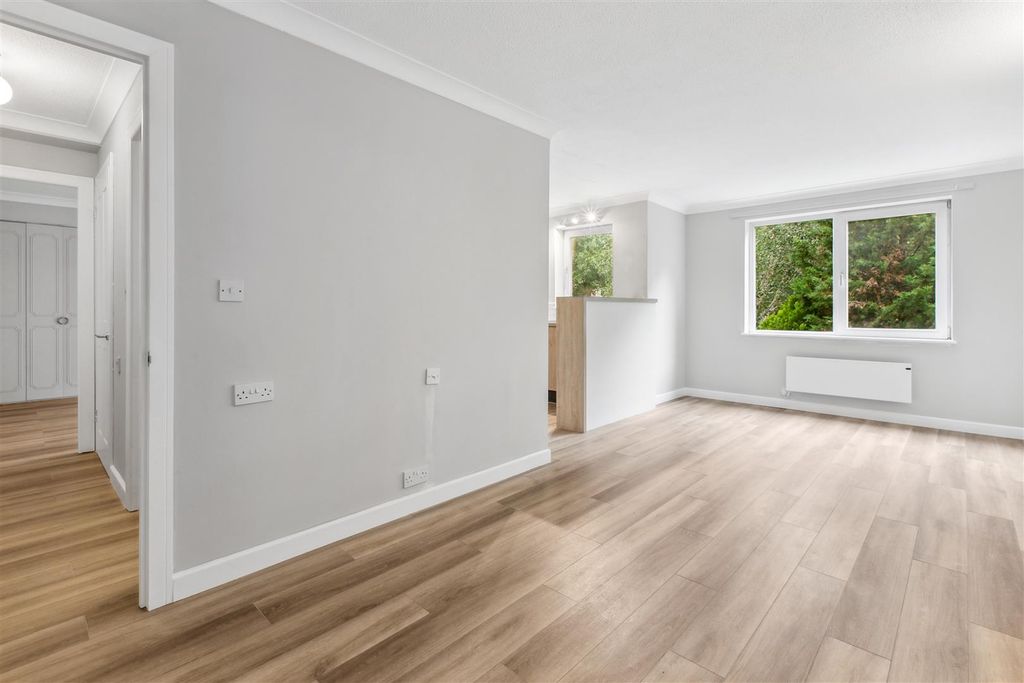 Property photo 3 of 5 7.Jpg