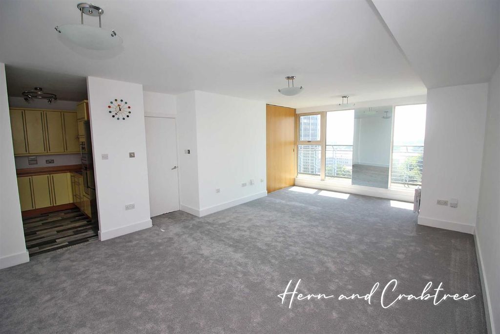 Property photo 1 of 13 V64Djjt5Assb-lV95An2Bh3L1Jw.Jpg