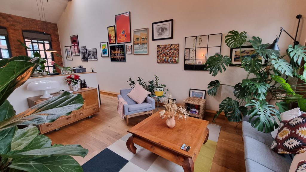 Property photo 3 of 21